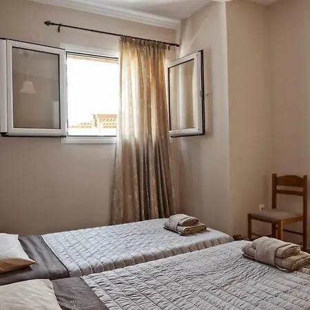 Konomis Apartamento Karavádhos